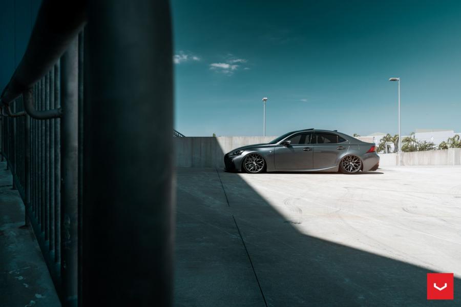  Lexus IS on Vossen Wheels (HF-2) 2018 года  (фото 17 из 24)